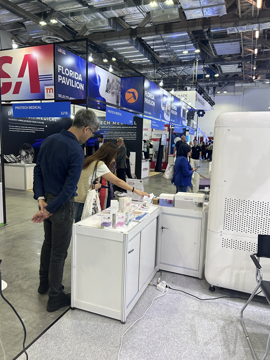 循體欣/全家寶/思邁 新加坡華麗登場