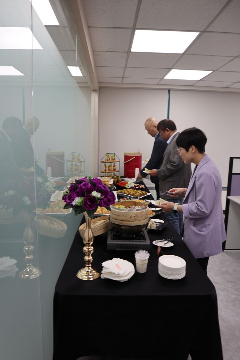 祝榮文生醫新居落成,生意興隆