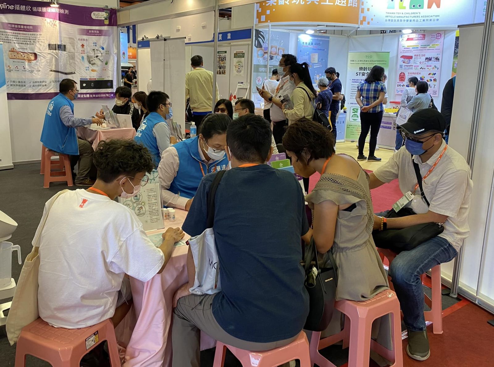 榮文生醫「循體欣」循環腫瘤細胞檢測服務參加「The Cares Taipei 2022 第三屆台北國際照顧科技應用展」